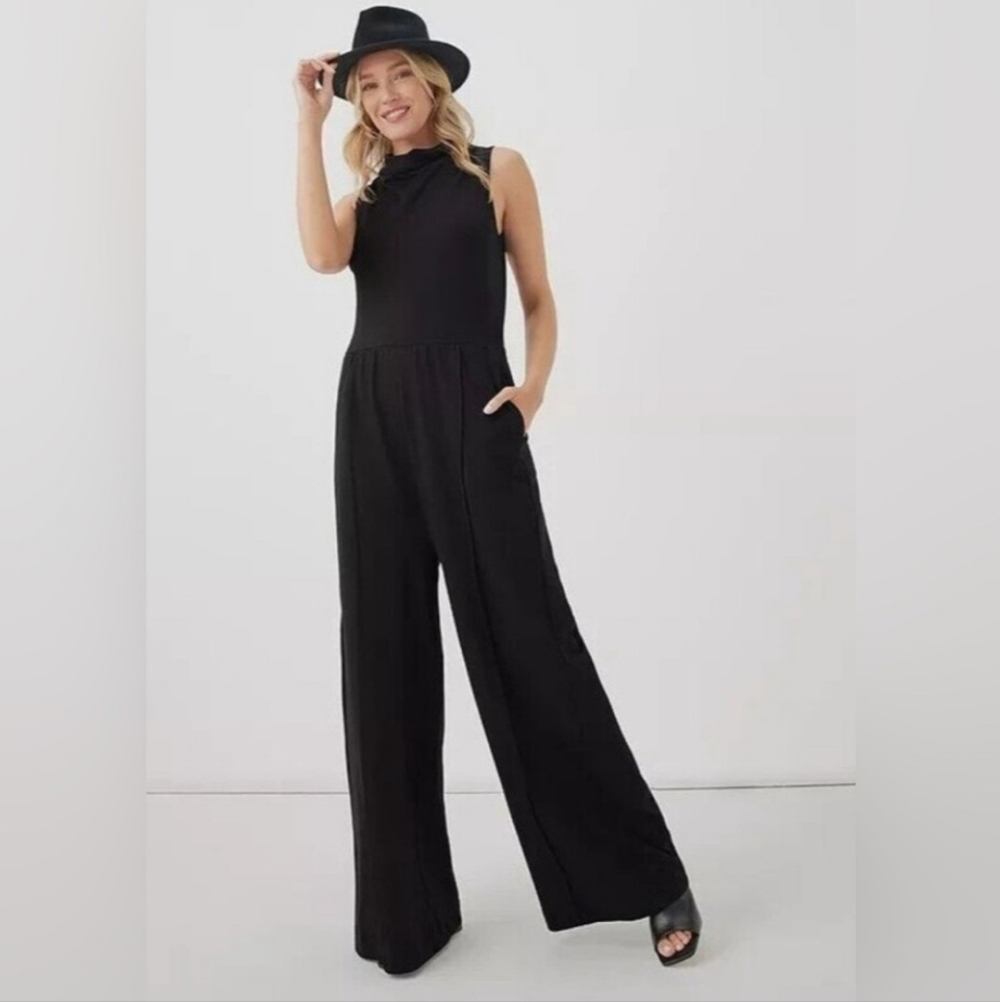Pact Organic Cotton Gianna Jumpsuit Size Small Black Wide Leg Casual Cowl Neck